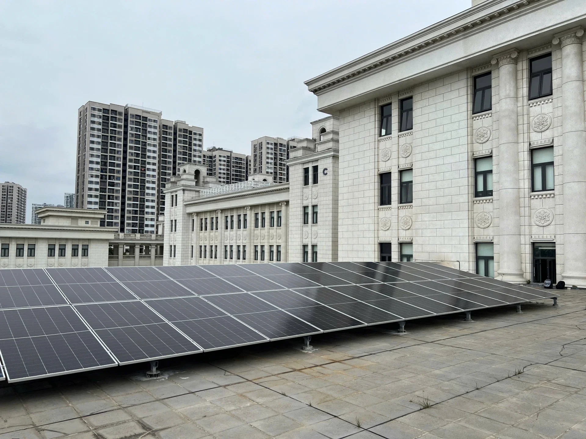 Doanh nghiệp Thương mại - Dịch vụ