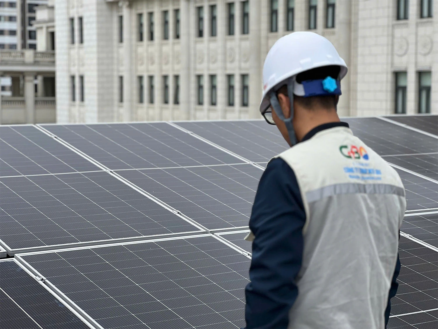 Dự án điện mặt trời 18KWp - Trường đại học VinUni