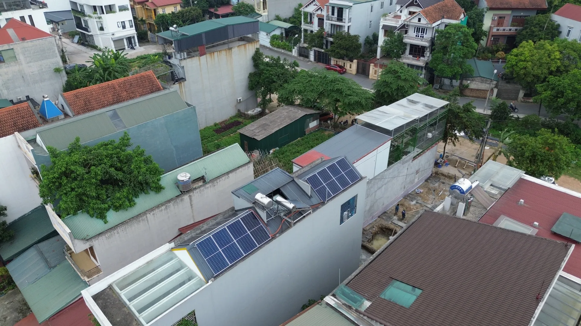 Điện mặt trời mái nhà - Anh Khải (Hà Nội)