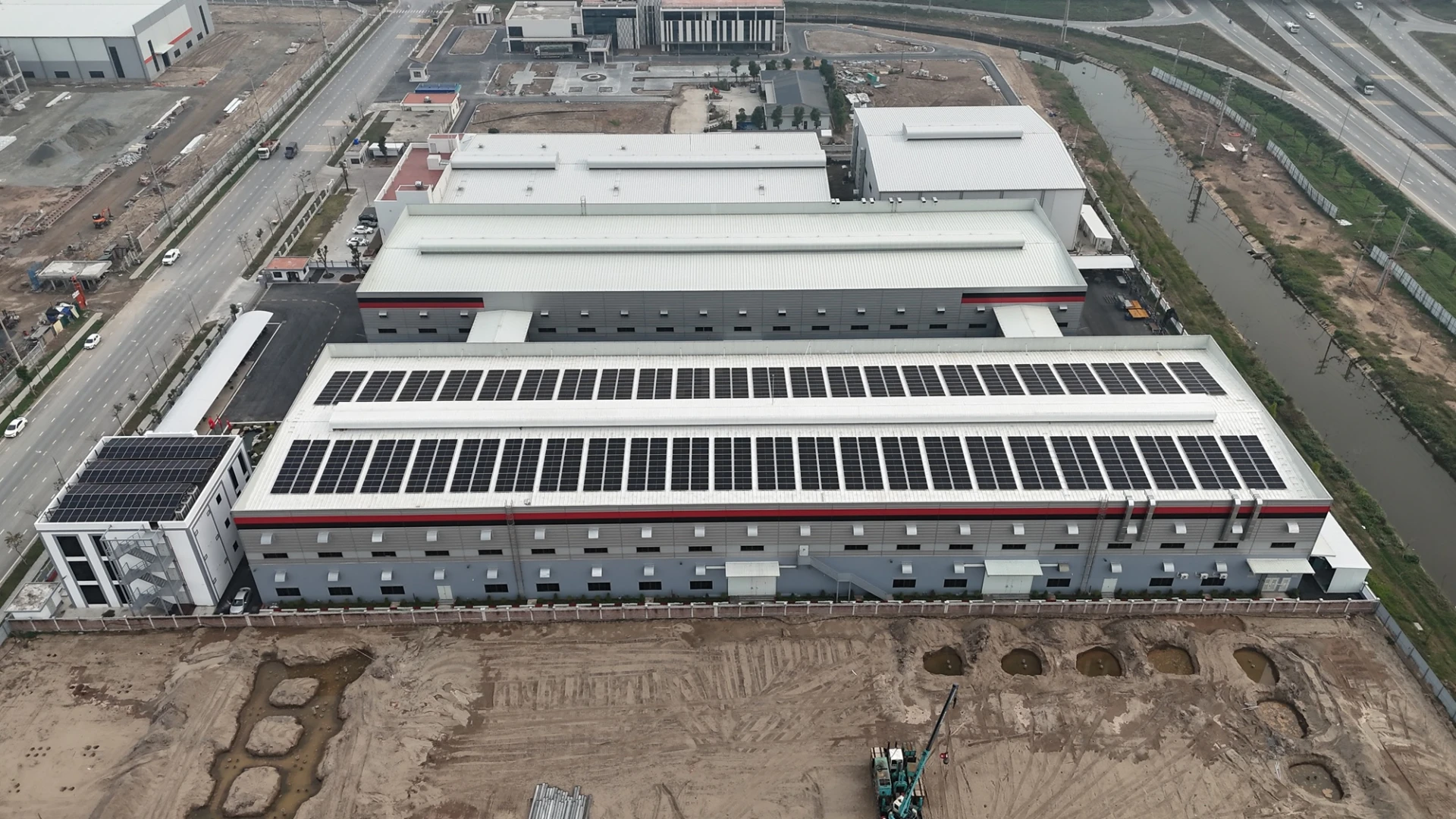 Điện mặt trời mái nhà - Nhà máy Koffmann